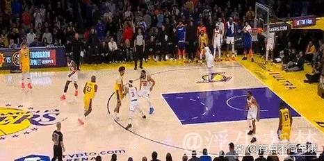 小波特弧顶接球三分出手命中3+1 小波特弧顶接球三分出手命中3+1